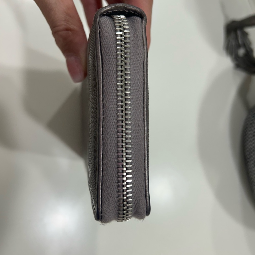 Silver Monogram Wallet - Picture 5 of 5